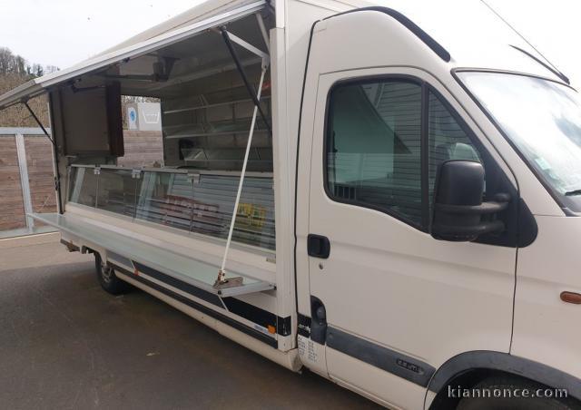 CAMION MAGASIN RENAULT MASTER 2,8DTI