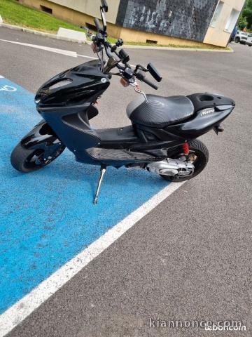 SCOOTER MBK NITRO Yamaha