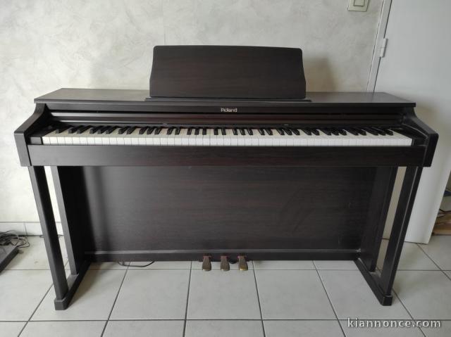 Piano numérique ROLAND HP 201 RW