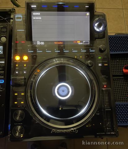 2 CDJ 3000 nxs  1 DJM 900 NXS2