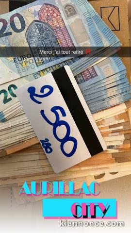 Cartes de crédit &faux billets 