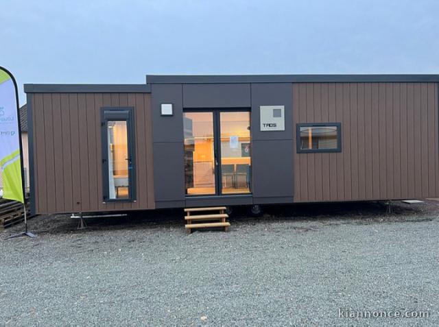 Conteneurs Mobil Home 2023 - 40m² - 2 Chambres et 2 Salles de Bai