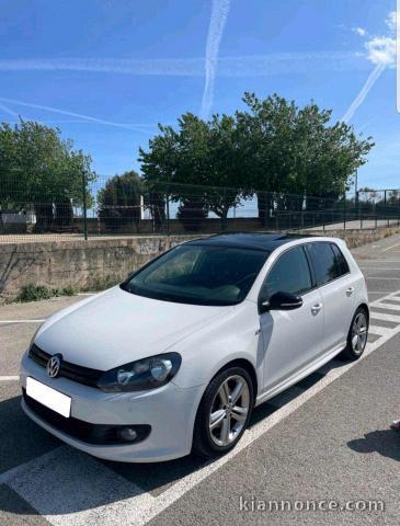 Volkswagen GOLF 1.6 TDI