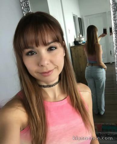 Je suis disponible pour des rencontres 