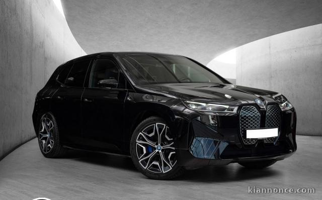 BMW iX xDrive 40 Année modèle 2023 Kilomètre 19 648 km