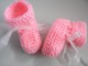 Chaussons coloris rose tricot laine bébé fait main