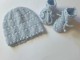 Bonnet chaussons layette tricot b&eacute;b&eacute; tricot&eacute; main sur OPLA