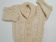 Gilet tricot b&eacute;b&eacute; mod&egrave;le layette tricot&eacute; main sur OPLA